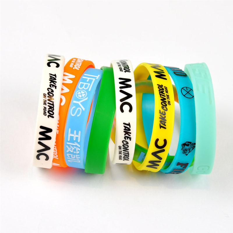 custom friendship bracelets